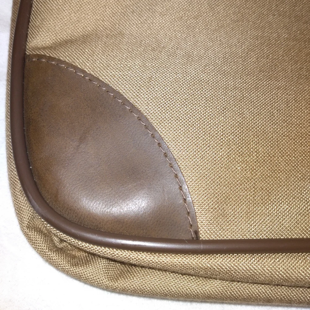 Classic Men's Duffel Bag in Tan - Travel & Gym Carryall Canvas W/Leather Detail